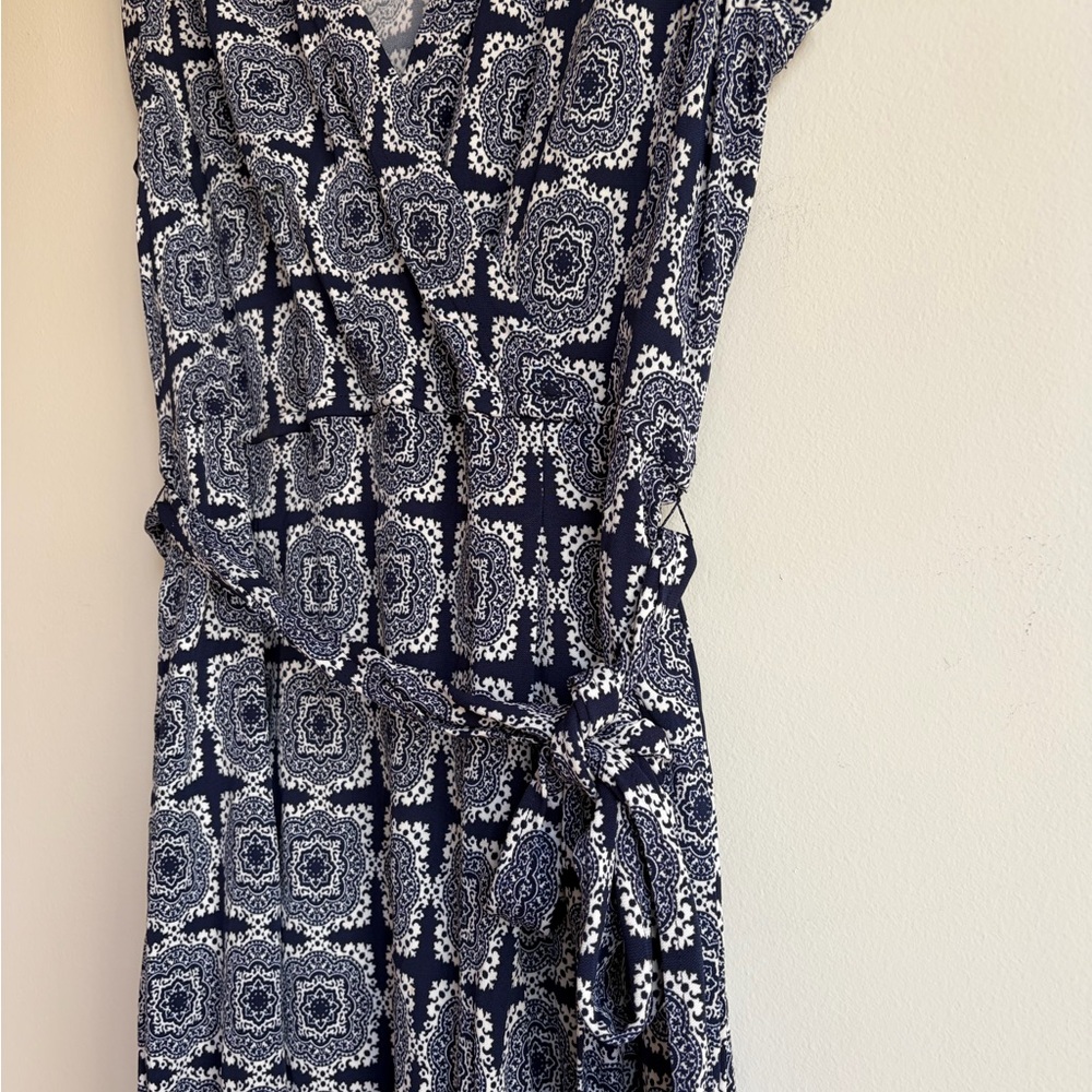 Banana Republic Wrap Front Sleeveless Knit Dress Size L - Picture 3 of 5